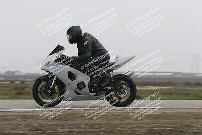 media/Nov-30-2025-TrackDaz (Sun) [[d8b22663df]]/B Group/Session 5 (Wheelie Bump)/